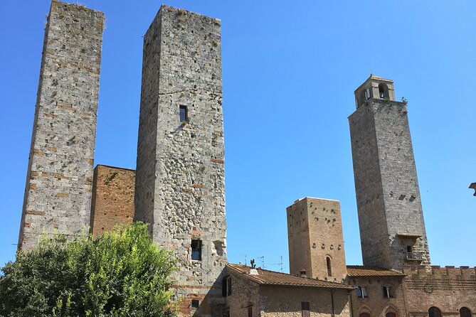 Medieval Villages: San Gimignano & Volterra from Livorno port - Tour Start Point and Logistics at Livorno Port