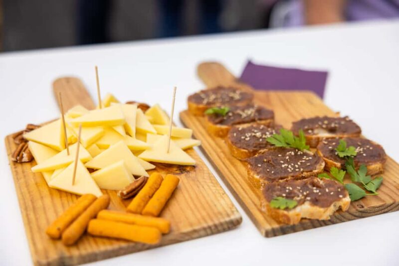 Medoc Afternoon Wine Tour, 2 Wineries, tastings & delicacies - Who Will Appreciate This Médoc Wine Tour