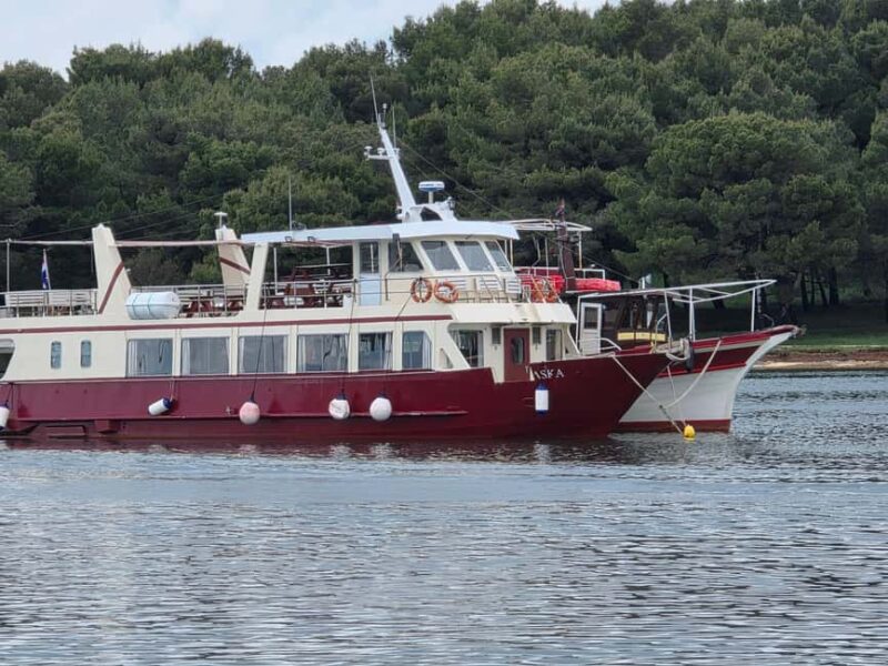 Medulin: Boat Tour with Drinks and a meal - Starting Point and Departure Details