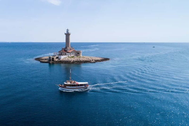 Medulin: Full-Day Boat Tour to Kamenjak and Levan w/ Lunch - Visiting the Golumbera Sea Cave