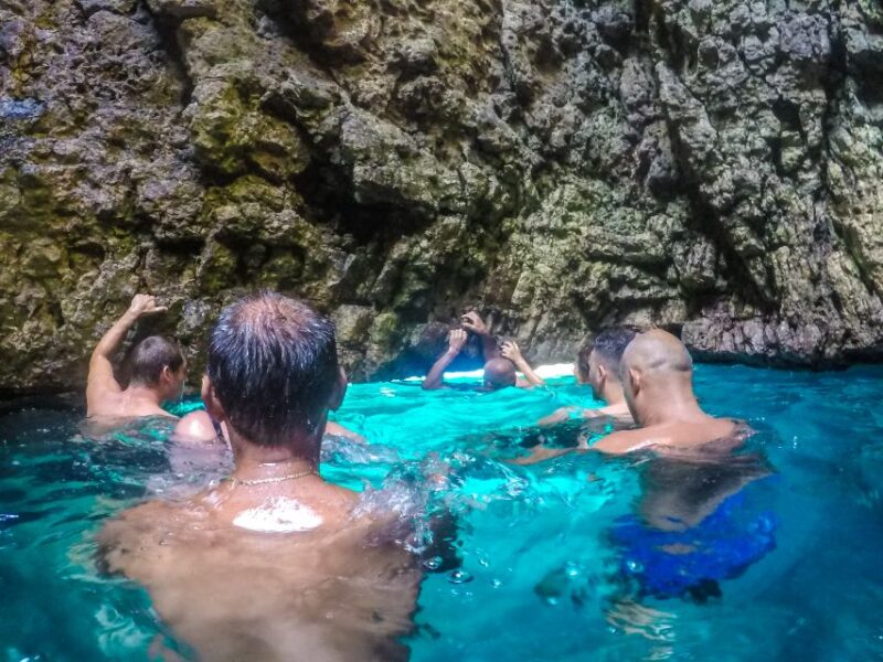 Medulin: Private Boat Tour with Captain - Visiting the Iconic Porer Lighthouse