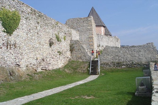 Medvedgrad Fortress: Half Day Guided Walking Tour from Zagreb - Explore Zagreb’s Medvedgrad Fortress on a Guided Half-Day Walk
