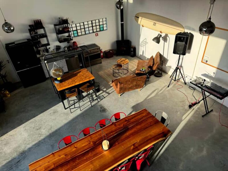 Meet a professional big wave surfer in Nazaré - Key Points