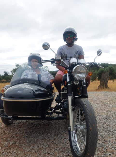 Megalithic & Medieval Tour of Monsaraz in a Moto Sidecar - Historic Highlights: Castros, Romans, Muslims, and Templars