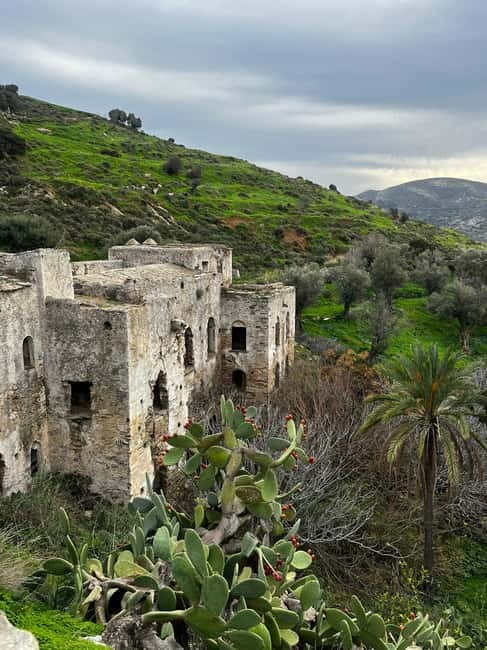 Melanes Tour: Village Highlights & Garden-to-Table Meal - Taking in Village Life and Local Traditions