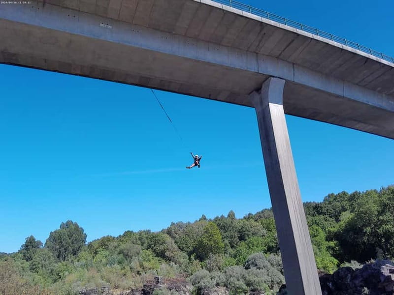 MELGAÇO: Pendular jump on the River Minho with Ruta Aventura. - Key Points