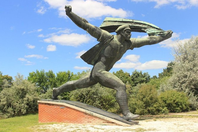Memento Park Entrance Ticket - How the Tour Is Structured and the Main Highlights