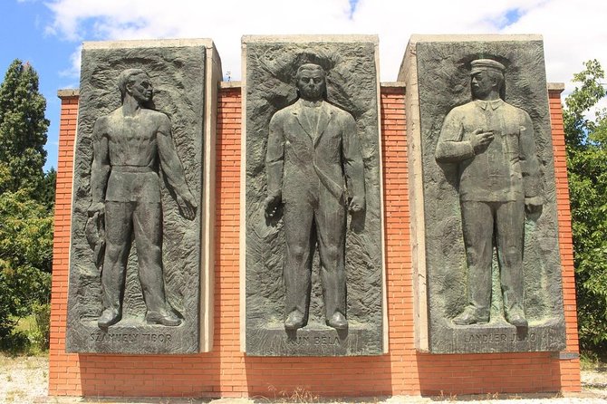 Memento Park Entrance Ticket - The Experience at Gellért Hill’s Statue