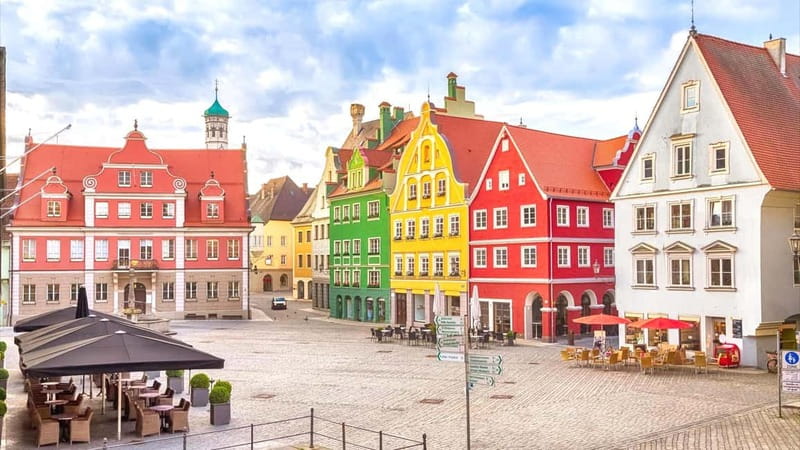 Memmingen: Express Walking Tour with a Local - Insider Tips on the Best Local Bars and Cafes