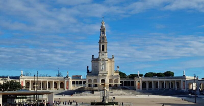 Memorable Private Full Day Tour in Fátima, Nazaré, Óbidos - Why Choose This Tour?