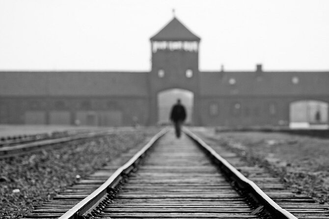 Memorial and Museum Auschwitz-Birkenau Tour & Krakow Transfer - Exploring Auschwitz I Museum with Expert Guides