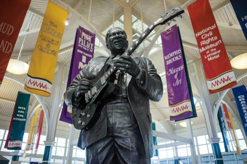 Memphis: City Tour with Optional Sun Studios & Riverboat - The Tour Guides: Knowledge and Personalities