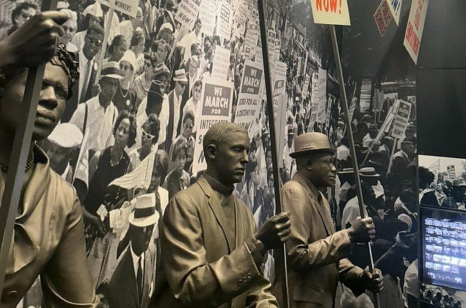 Memphis Discovery Tour National Civil Rights Museum Admission - Memphis Discovery Tour Begins on Beale Street