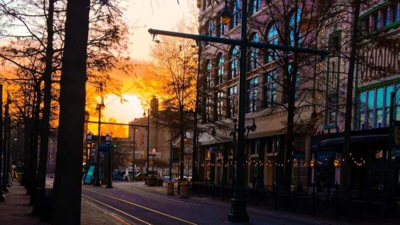 Memphis: True Crime History Bus Tour - Key Points