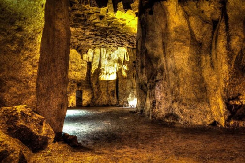 Mendig: Guided tour in the 30m deep volcanic beer cellar - Mendig’s Unique Volcanic Beer Cellar and Its Setting