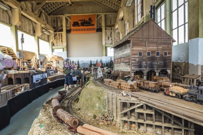 Mendocino County: Skunk Train Pudding Creek Train Ride - Key Points