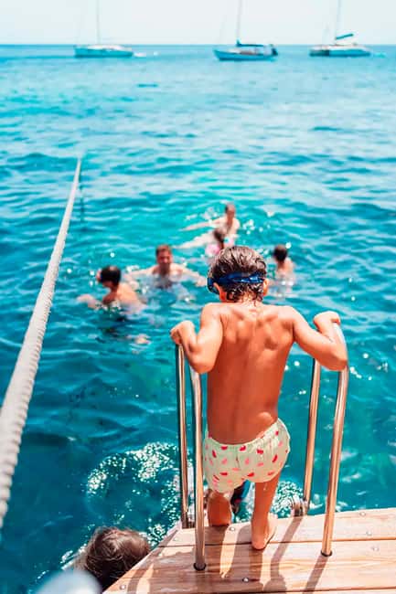 Menorca: Coves and Beaches Boat Trip w/ optional Paella - Real-World Feedback on the Menorca Boat Trip