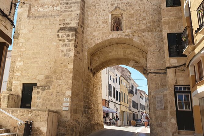 Menorca: Mahon Guided Walking Tour with History & Tastings - Exploring Santa Maria de Maó and Its Architectural Wonders