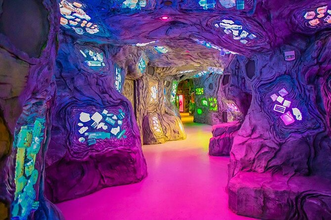 Meow Wolf's Convergence Station in Denver - The Art Installations and Themed Environments