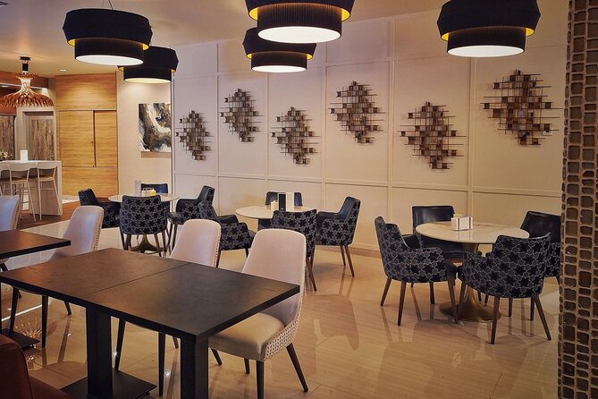 Mera VIP Lounge at Cancun International Airport - Accessibility and Convenience for Passengers