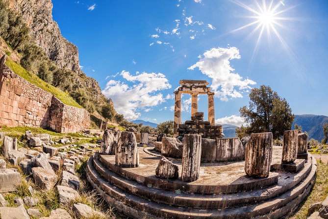 Mercedes Private Tour from Athens to Delphi and Arachova - Easy Pickup and Private Transportation in Athens