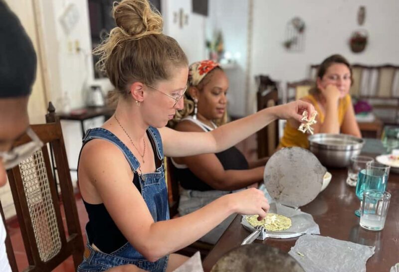 Mérida Cooking Class, taste of Yucatan - Traveling by Public Bus to a Mérida Home