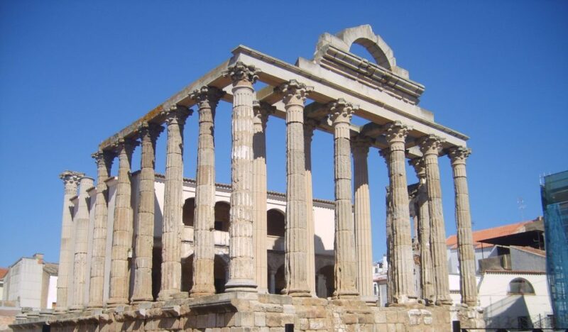 Merida: Guiding Walking Tour with Theater and Amphitheatre - Key Points