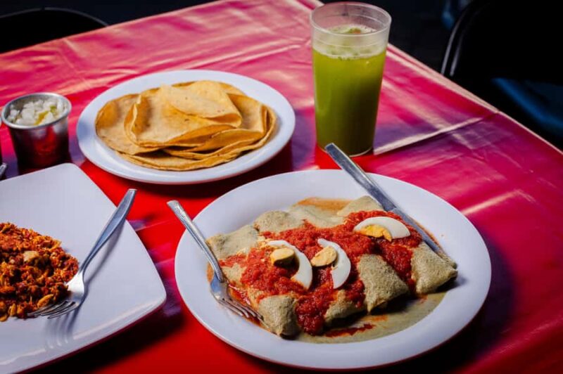 Mérida: Yucatan Flavours Food Tour with 15+ Tastings - Exploring Mérida’s Markets and Street Food