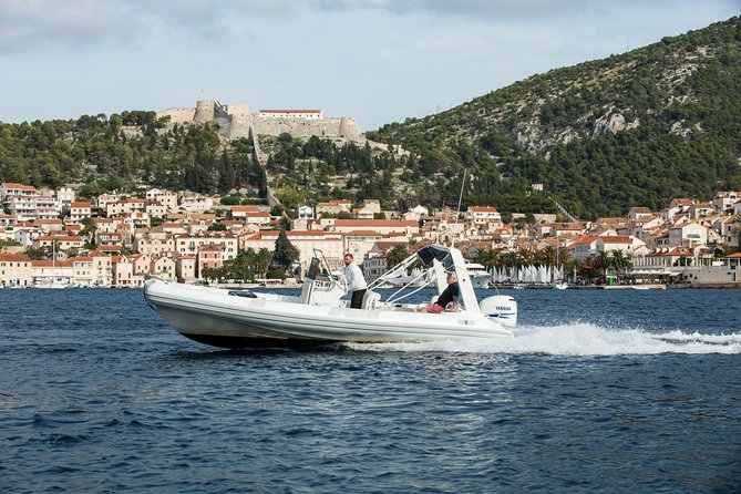 Mesmerizing Hvar speed boat tour with optional wine tasting - Mesmerizing Hvar Speed Boat Tour with Optional Wine Tasting