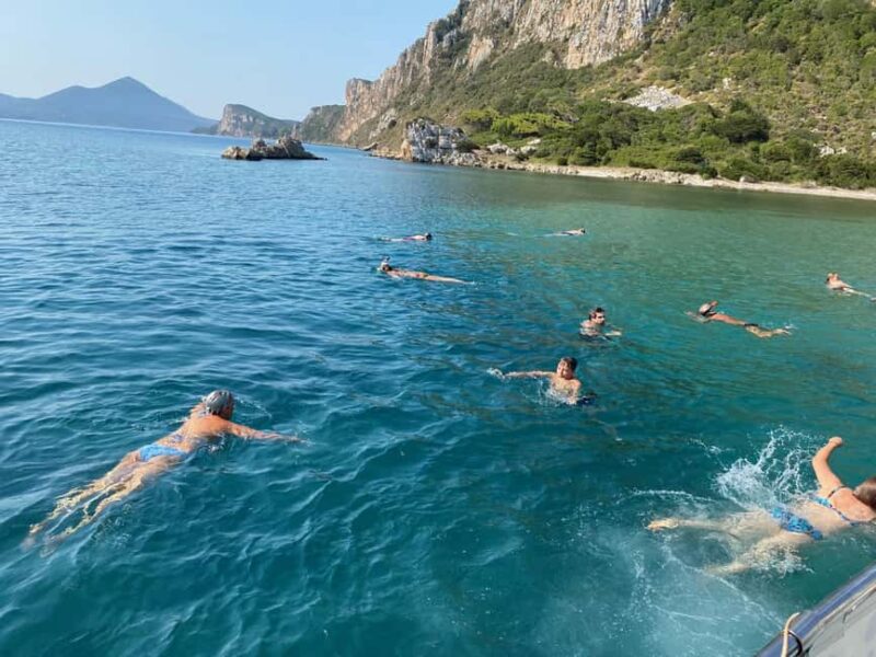 Messinia, Greece: Boat ride tour in Navarino Bay & Lunch - Discover the Ultimate Messinia Boat Ride and Lunch Experience