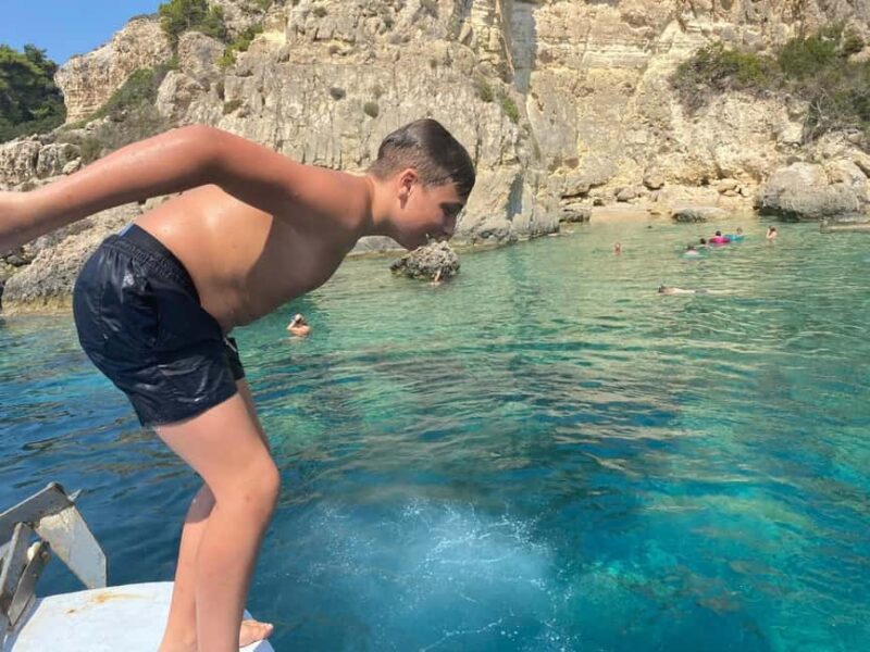 Messinia, Greece: Boat ride tour in Navarino Bay & Lunch - The Small Coastal Village: An Authentic Greek Setting