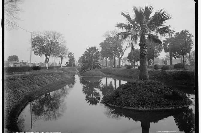Metairie Cemetery Stories: A Self-Guided Audio Tour - Exploring the Historic Metairie Cemetery with a Self-Guided Audio Tour