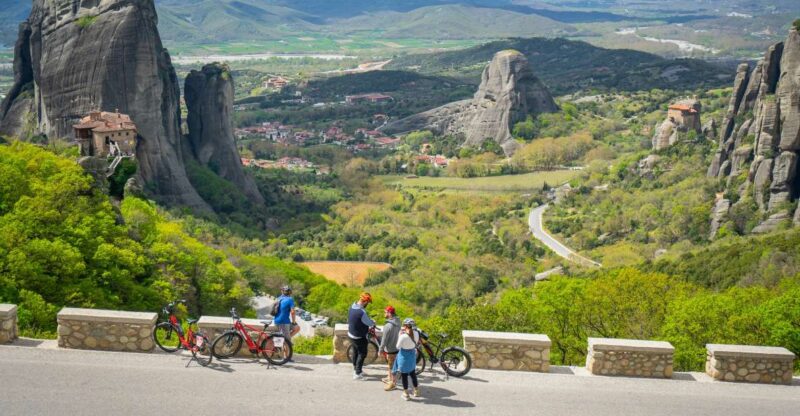 Meteora and Neanderthal cave Morning tour - Exploring the UNESCO-Listed Landscape of Meteora