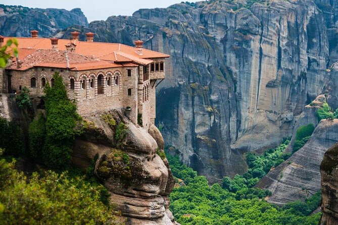 Meteora Experience: Private Day Trip from Thessaloniki - Key Points