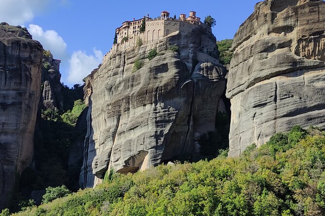 Meteora Experience: Private Day Trip from Thessaloniki - Considerations: Entrance Fees and Seasonality
