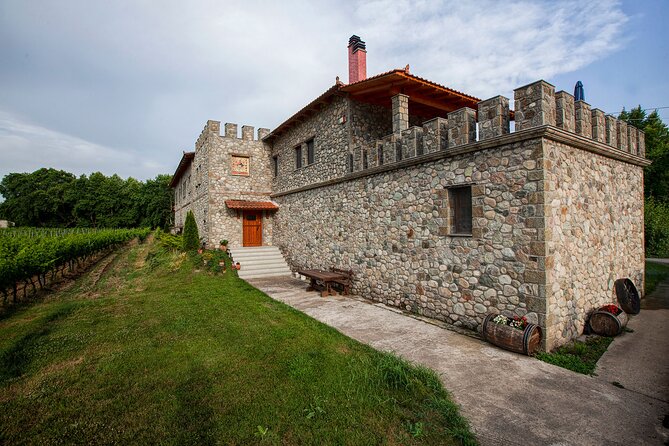 Meteora Food And Wine Private Tour - Sampling Typical Greek Snacks and Local Specialties