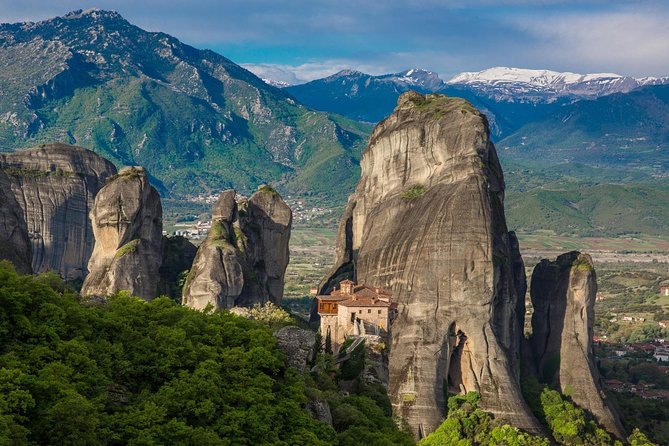 Meteora Full-day Private car trip from Athens - Departure and Pickup in Athens