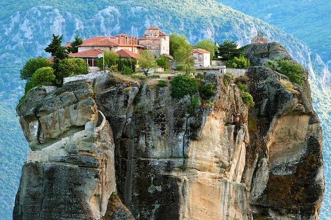 Meteora Full Day Private Tour 4seat - Key Points