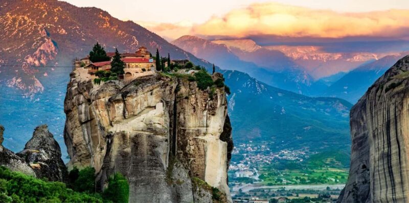 Meteora, Kalampaka, Trikala Tour (14 hours) - Breathtaking Views and Monastic Heritage at Meteora