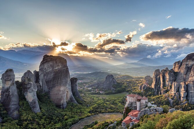 Meteora: Monasteries Tour with Lunch and Athens Tranfer Option - Comparing This Tour to Similar Experiences