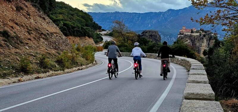Meteora: Morning E-Bike Tour with Guide, Snack, and Water - Starting at Meteora Bike Brothers in Kalambaka