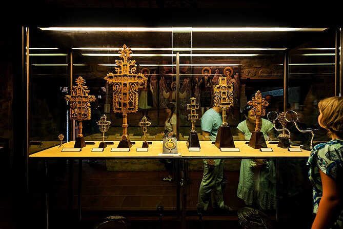 Meteora Private Monastery Tour with a Licensed Guide - The Experience Inside the Monasteries