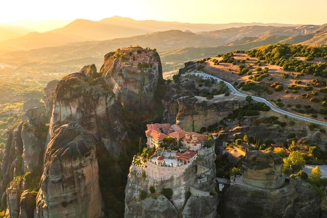 Meteora: Private Morning or Sunset Monasteries Tour - Meteoras Monasteries and Key Stops: What Makes Them Special