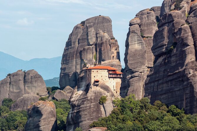 Meteora: Self-Guided App-Based Driving Tour - Comparing This Tour to Guided Alternatives