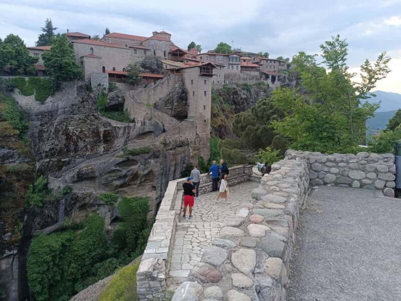 Meteora: Small Size Sunset Tour with Local Guides - The Finale: Sunset at Psaropetra
