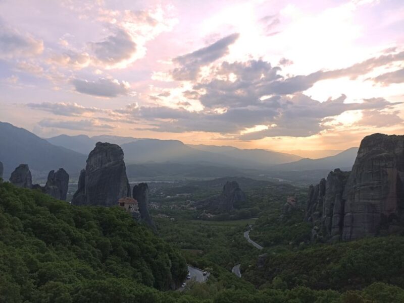 Meteora Sunset with Photos Stops & to the Cave of St. George - The Unique Appeal of the Meteora Sunset Tour
