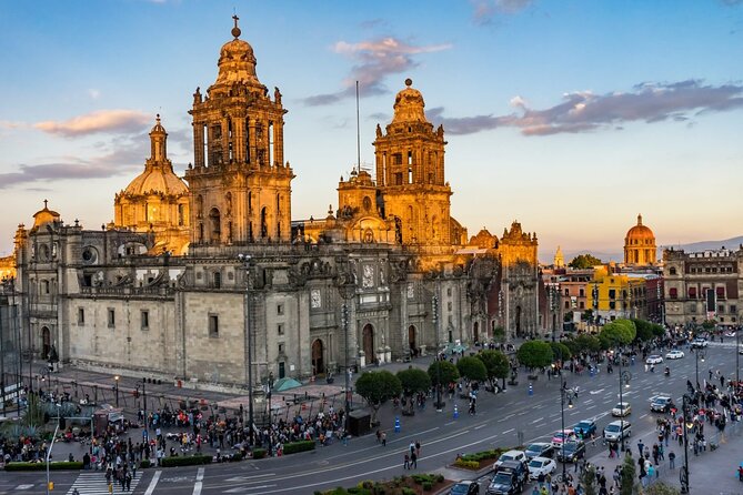 Metropolitan Cathedral Tour Heart of Mexico City - Practical Details: Meeting Point, Group Size, and Booking