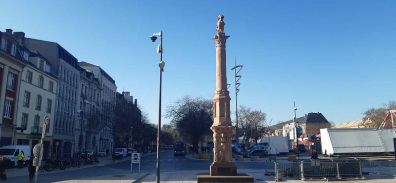 Metz: a guided walking tour of the city's key spots - Starting Point at Place Saint-Jacques: The First Glimpse of Metz’s Origins