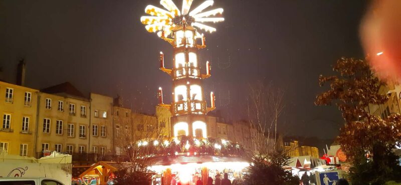 Metz: Guided Walking Tour of the Christmas Markets - Exploring Metz’s Christmas Markets from Place Saint-Jacques