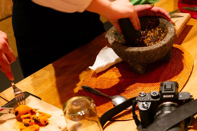 Mexican chili experience at the Jamaica Market - Practical Details: Meeting Point and Group Size